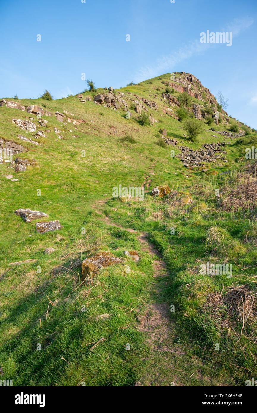 Frana sul lato nord-ovest di Skirrid Mountain, Powys, Galles, Regno Unito Foto Stock