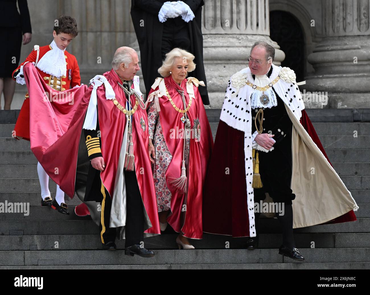 Londra, Inghilterra, Regno Unito. 15 maggio 2024. Re Carlo lll e la regina Camilla assistono a un servizio di dedica per l'ordine dell'Impero britannico nella Cattedrale di St Paul. Crediti: Anwar Hussein/Alamy Live News Foto Stock