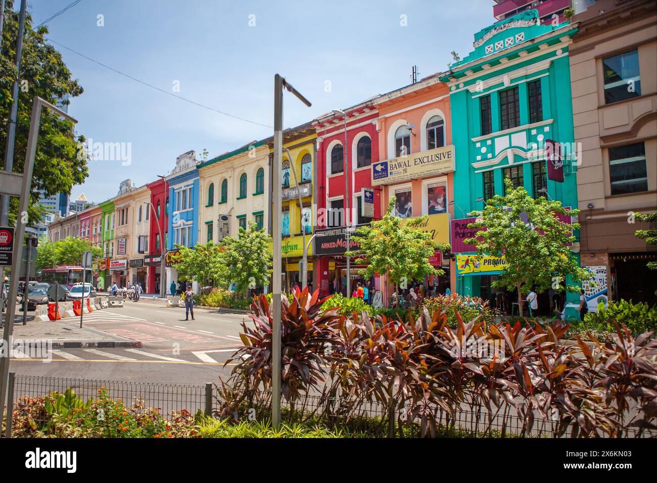 Case colorate a Kuala Lumpur, Kuala Lumpur, Malesia, Sud-est asiatico, Asia Foto Stock