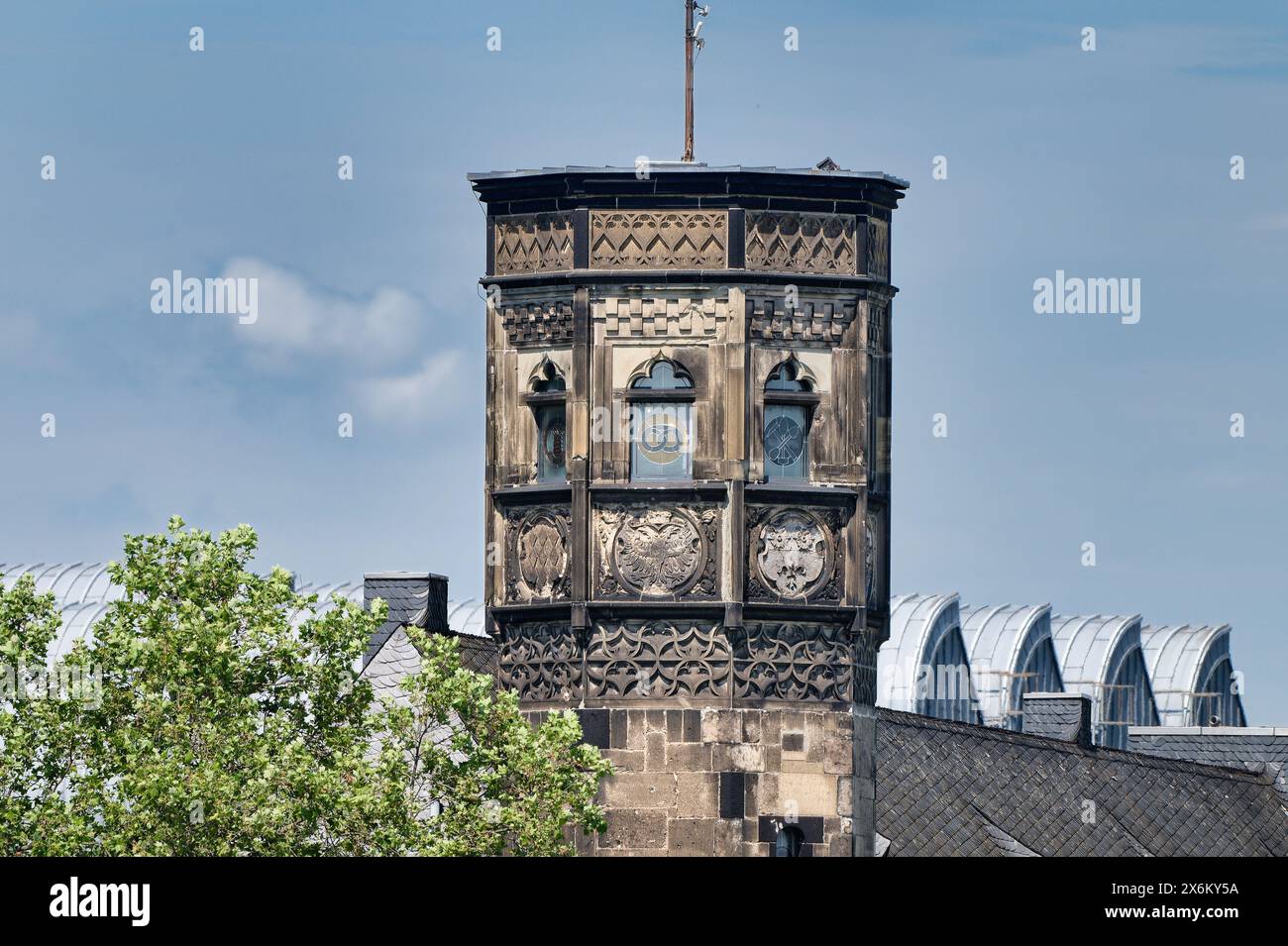 La storica torre delle scale è l'unica parte sopravvissuta del cologne Stapelhaus risalente al Medioevo Foto Stock