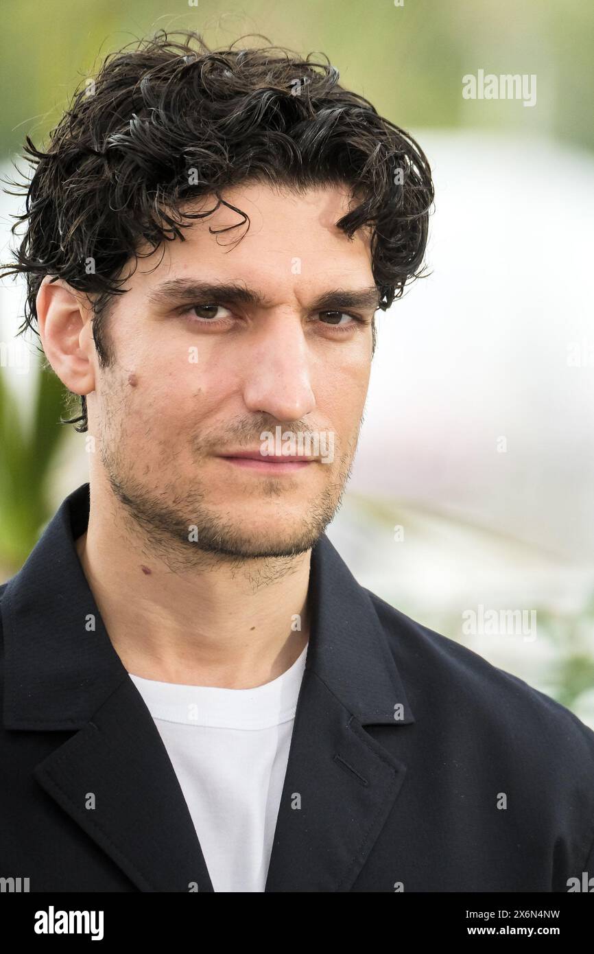 Cannes, Francia. 15 maggio 2024. Louis Garrel posa al Photocall per il secondo atto. Foto di Julie Edwards./Alamy Live News Foto Stock