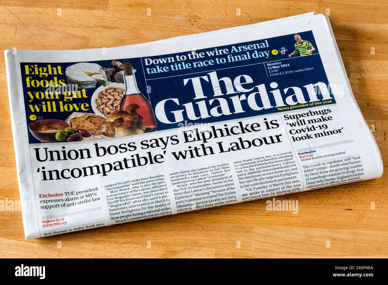 13 maggio 2024. Il titolo di Guardian recita: "Il capo sindacale afferma che Elphicke è "incompatibile” con il lavoro. Segue la defezione di Natalie Elphicke da Tories. Foto Stock