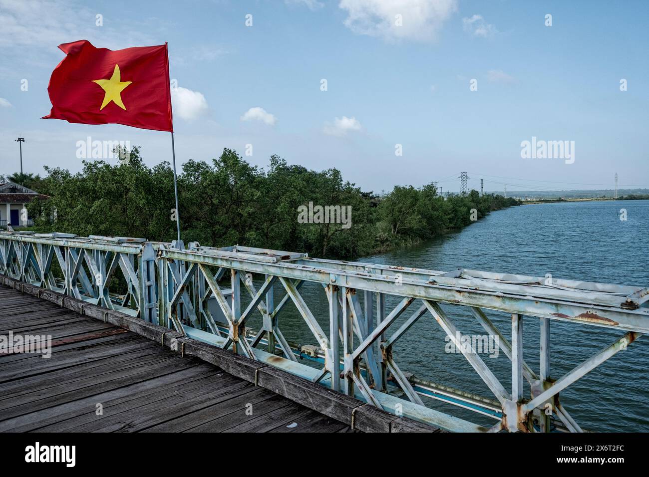 Ponte di Hien Luong, Vietnam, diciassettesimo parallelo, ponte tra il Vietnam del Nord e il Vietnam del Sud Foto Stock