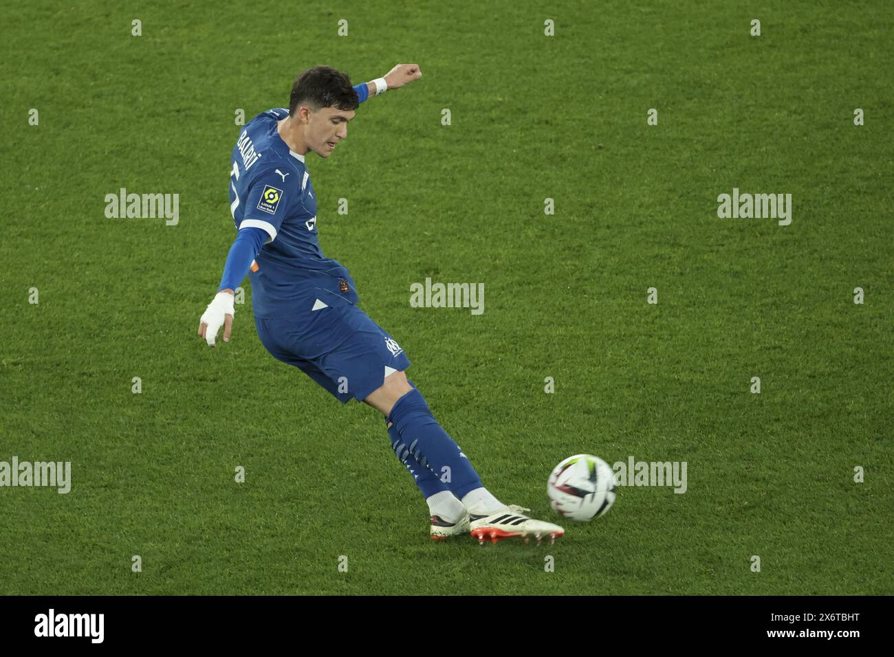 Leonardo Balerdi di Marsiglia durante la partita di campionato francese di Ligue 1 tra lo Stade de Reims e l'Olympique de Marseille il 15 maggio 2024 allo stadio Auguste Delaune di Reims, in Francia Foto Stock