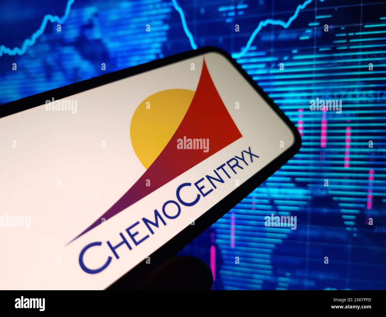 Konskie, Polonia - 15 maggio 2024: Logo aziendale ChemoCentryx visualizzato sul telefono cellulare Foto Stock