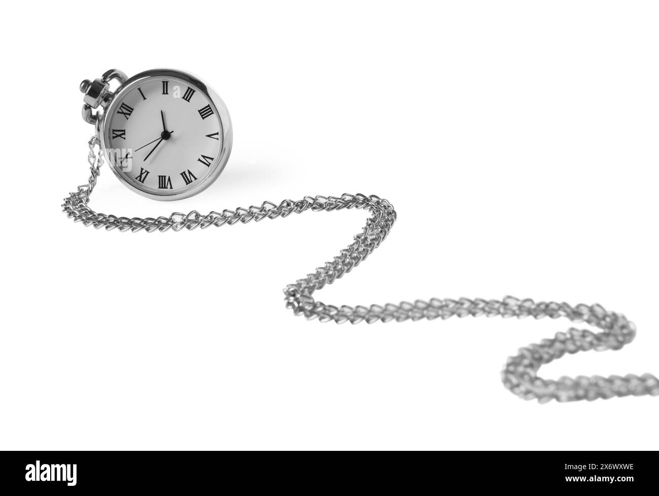 Un orologio tascabile argento isolato su bianco Foto Stock