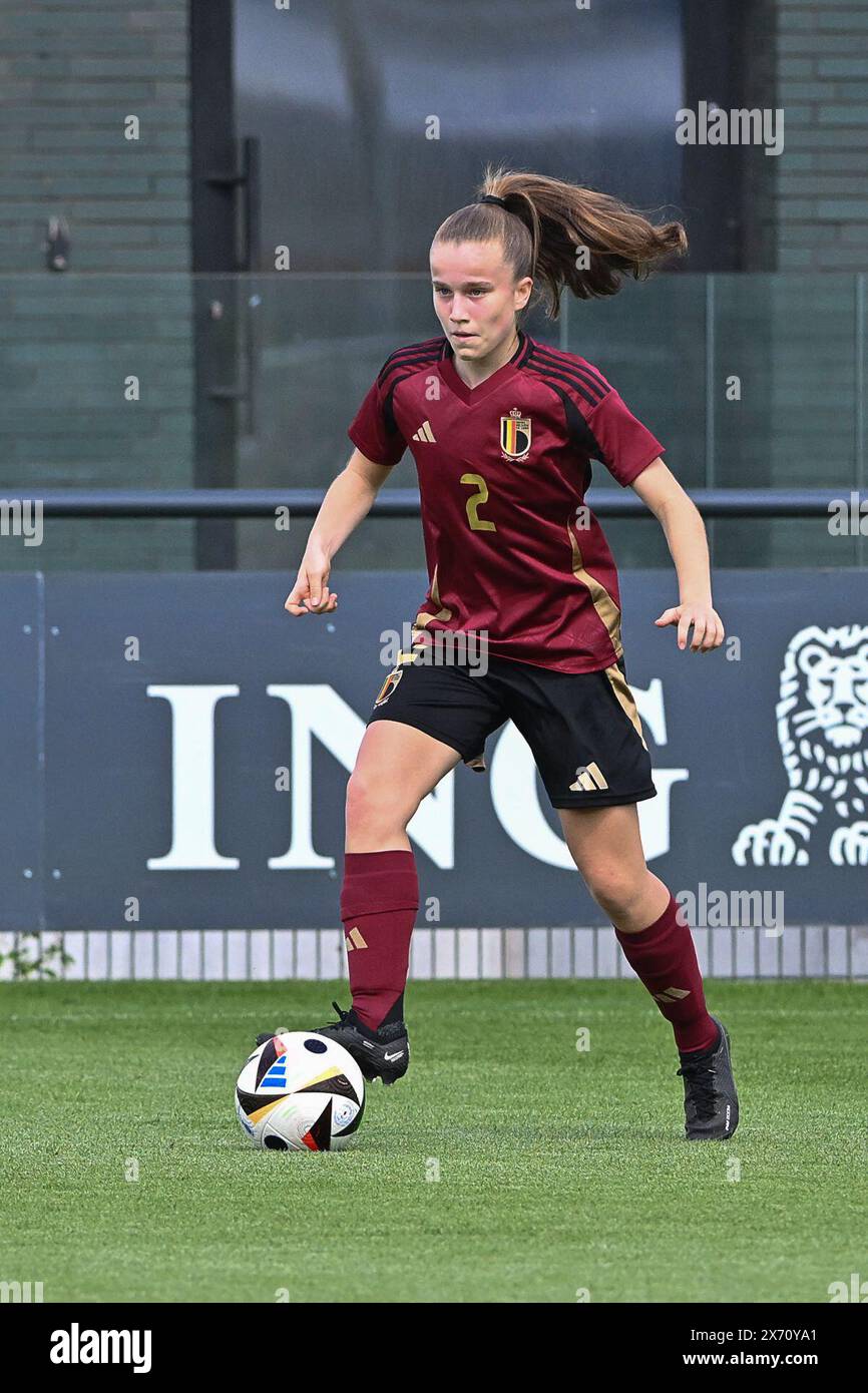 Tubize, Belgio. 16 maggio 2024. Janthe Ruymen (2) del Belgio nella foto durante una partita amichevole di calcio tra le nazionali under 16 del Belgio, chiamate le fiamme rosse, e la Germania giovedì 16 maggio 2024 a Tubize, in Belgio. Crediti: Sportpix/Alamy Live News Foto Stock