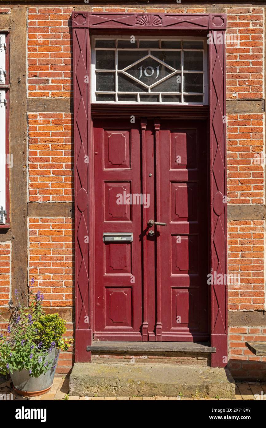 Porta d'ingresso, città vecchia, Lauenburg, Schleswig-Holstein, Germania Foto Stock