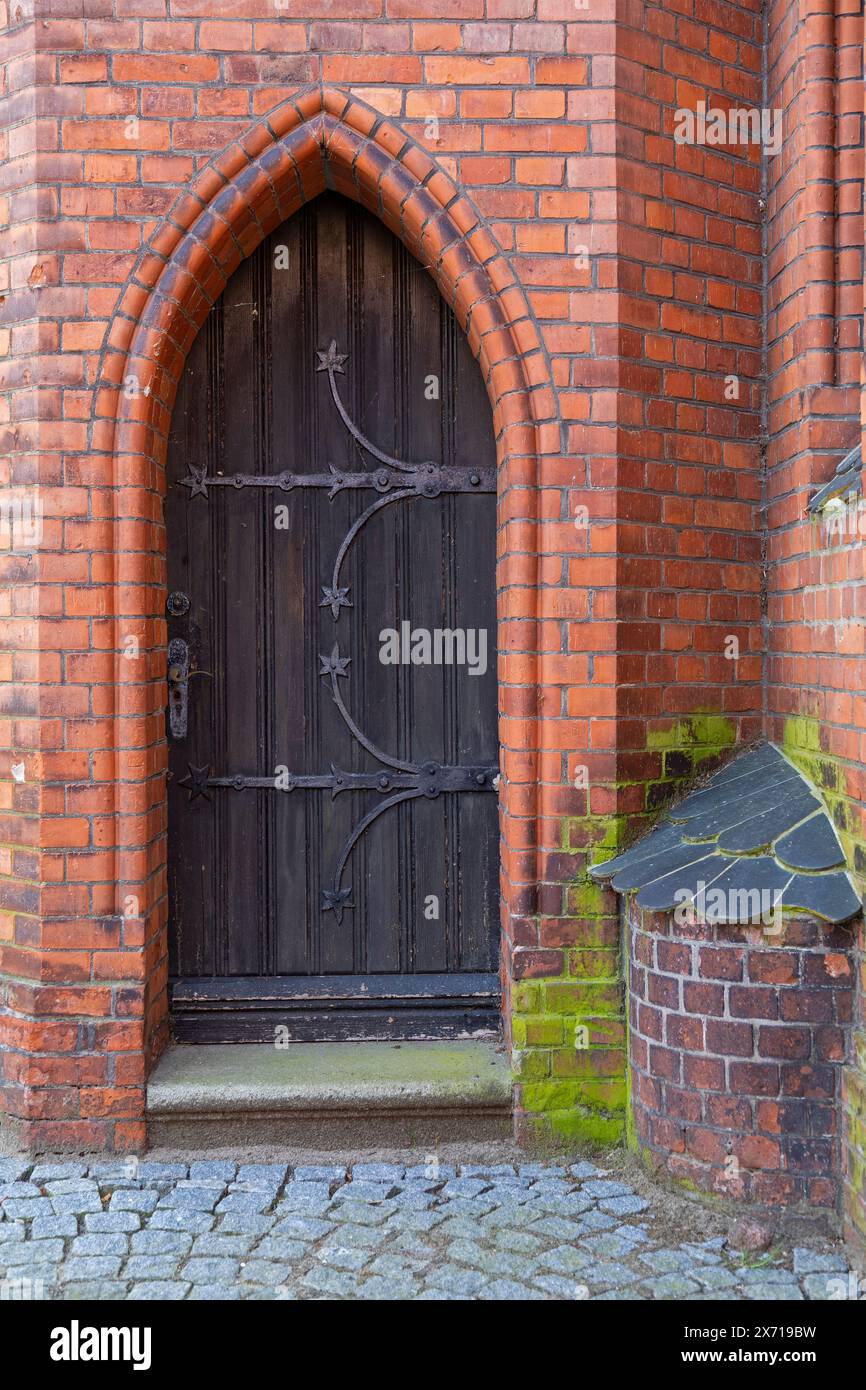 Porta d'ingresso, chiesa, città vecchia, Lauenburg, Schleswig-Holstein, Germania Foto Stock