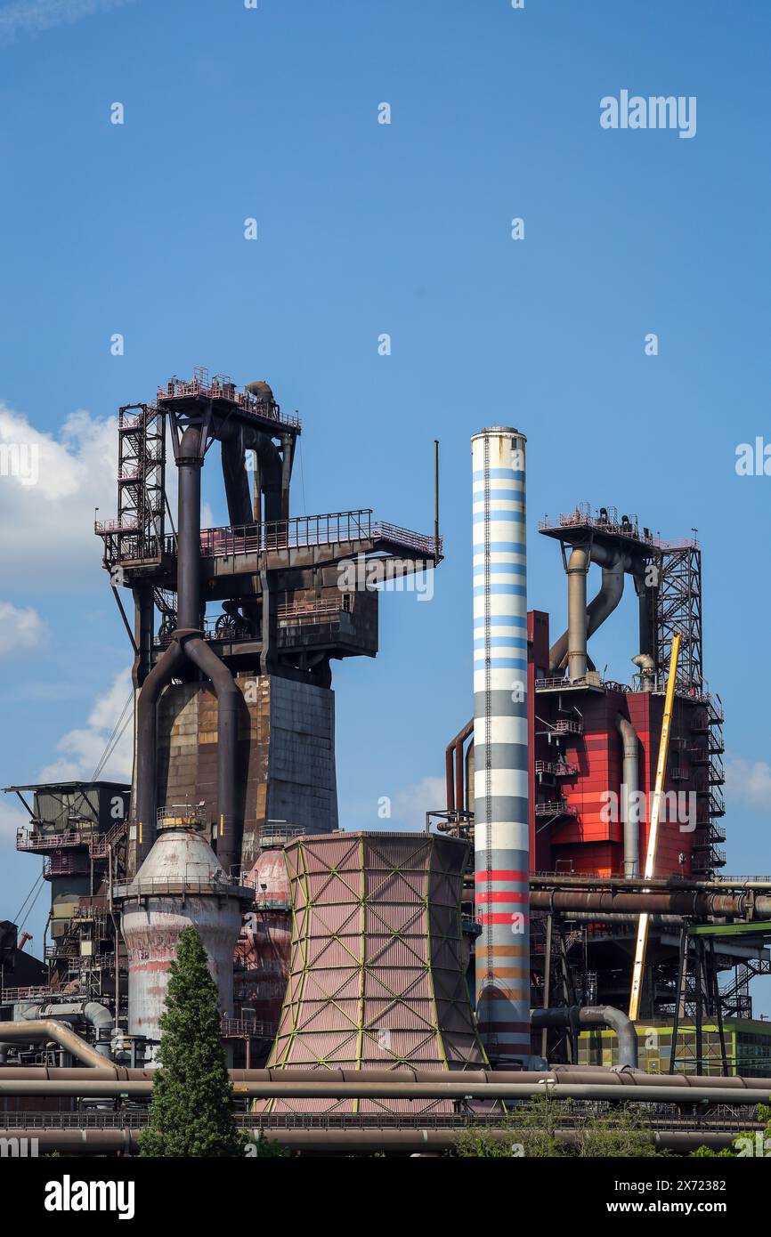 Duisburg, regione della Ruhr, Renania settentrionale-Vestfalia, Germania - ThyssenKrupp Steel Huettenwerk, qui altoforno 8 a Bruckhausen. Produttore di acciaio Thyssen Foto Stock