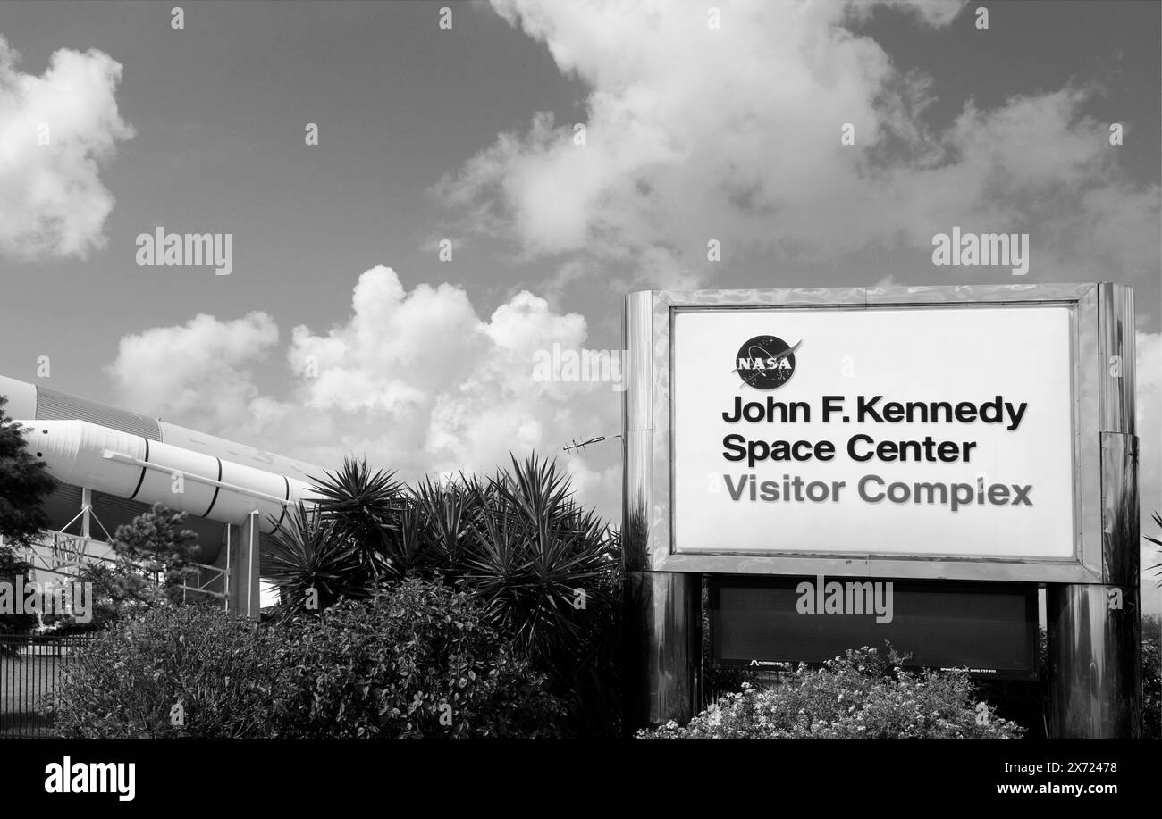 Cartello del John F. Kennedy Space Center Visitor Complex a Titusville, Florida, Stati Uniti. Foto Stock