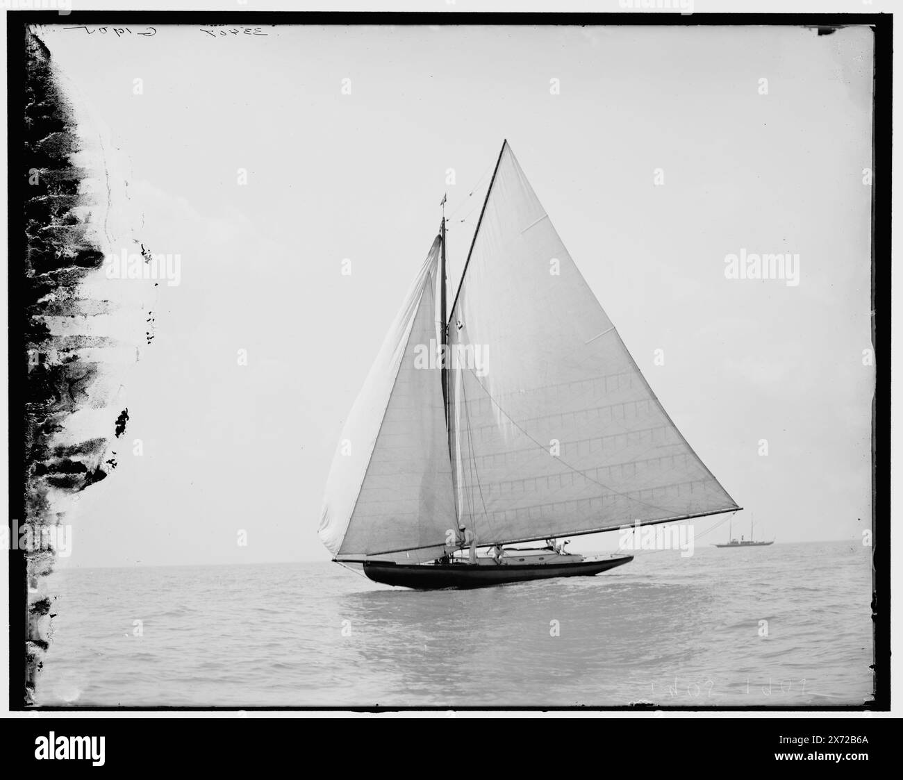 Yacht a vela Cadillac, titolo da giacca., possibilmente in Put-in-Bay, Ohio., 'G 1905' su negative., Detroit Publishing Co. N. 033407., Gift; State Historical Society of Colorado; 1949, Cadillac (Yacht) , Yachts. Foto Stock