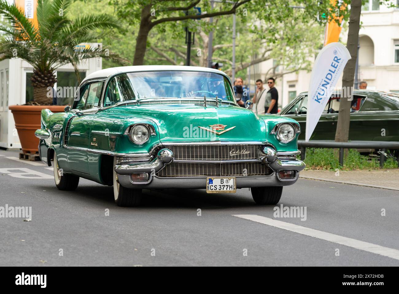 BERLINO - 4 MAGGIO 2024: La Cadillac Series 62 Coupé de Ville. Classic Days Berlin 2024. Foto Stock