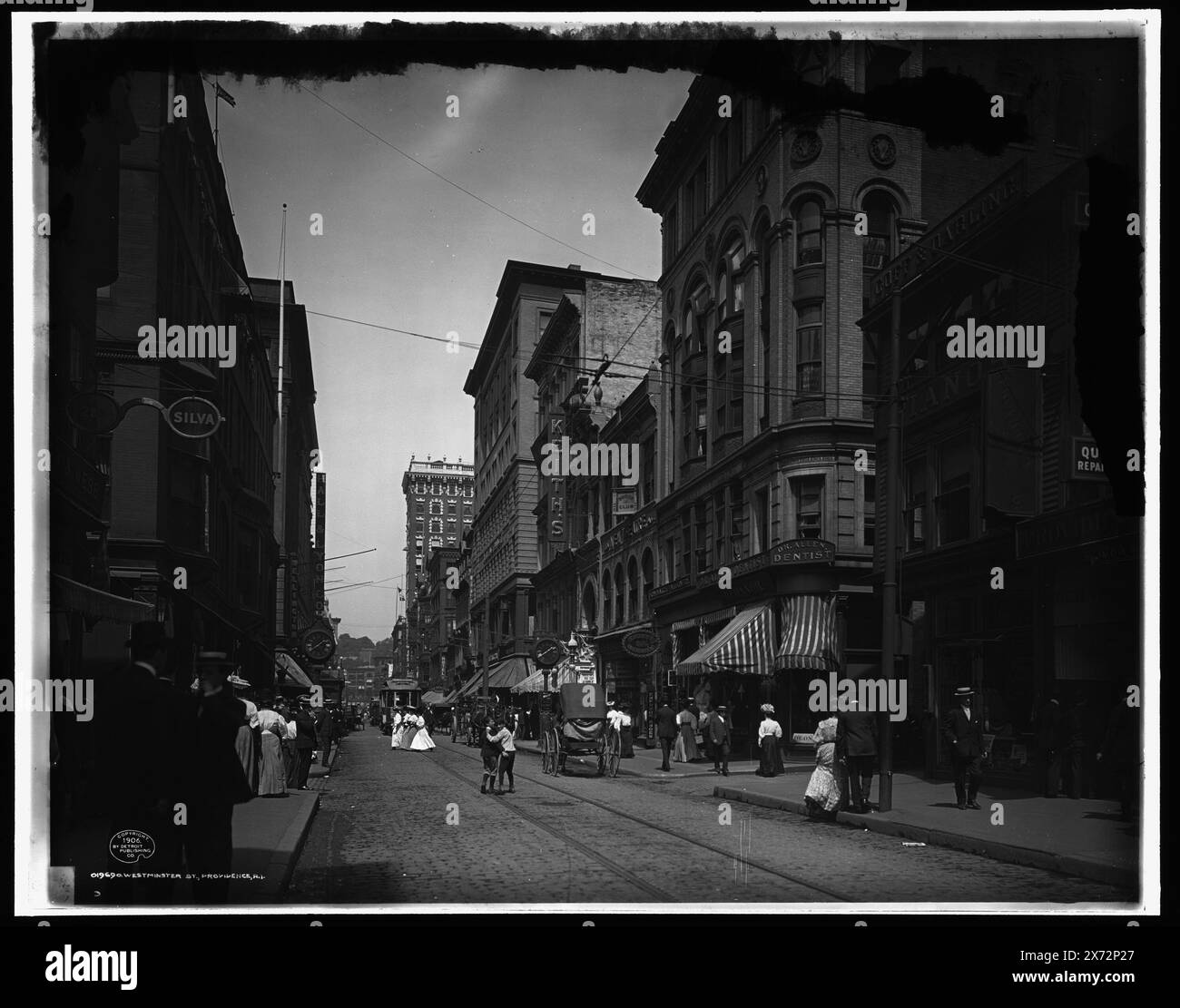 Westminster St., Providence, R.I., "Looking East" on jacket., Detroit Publishing Co. N. 019690., Gift; State Historical Society of Colorado; 1949, Streets. , Stati Uniti, Rhode Island, Providence. Foto Stock