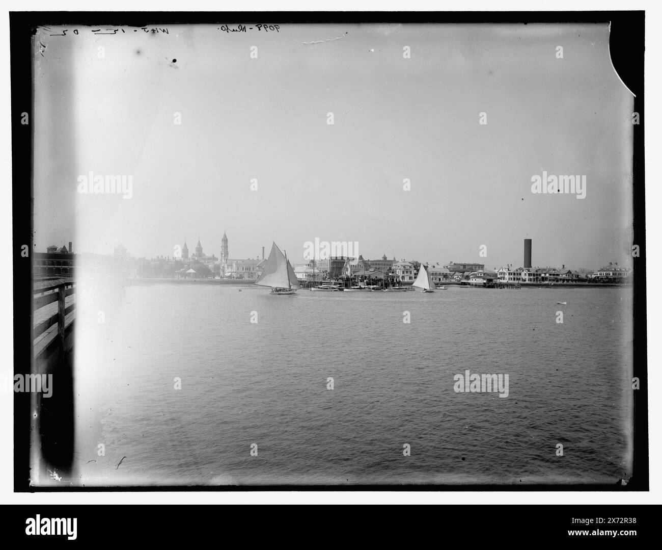 Waterfront, St. Augustine, Florida, titolo da giacca, 'WHJ-12-02' su negativo., Detroit Publishing Co. n. 9098 dup., Gift; State Historical Society of Colorado; 1949, Waterfront. , Stati Uniti, Florida, Saint Augustine. Foto Stock