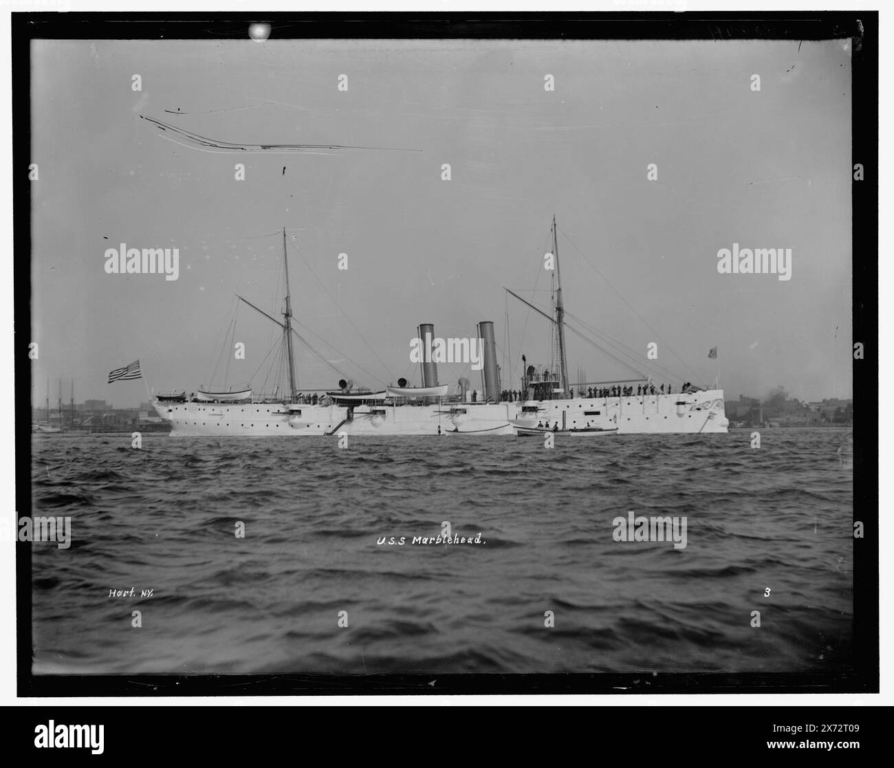 U.S.S. Marblehead, 'Hart' e '3' su negative., Detroit Publishing Co. No 032294., Gift; State Historical Society of Colorado; 1949, Marblehead (Cruiser) , Cruisers (Warships), American. Foto Stock