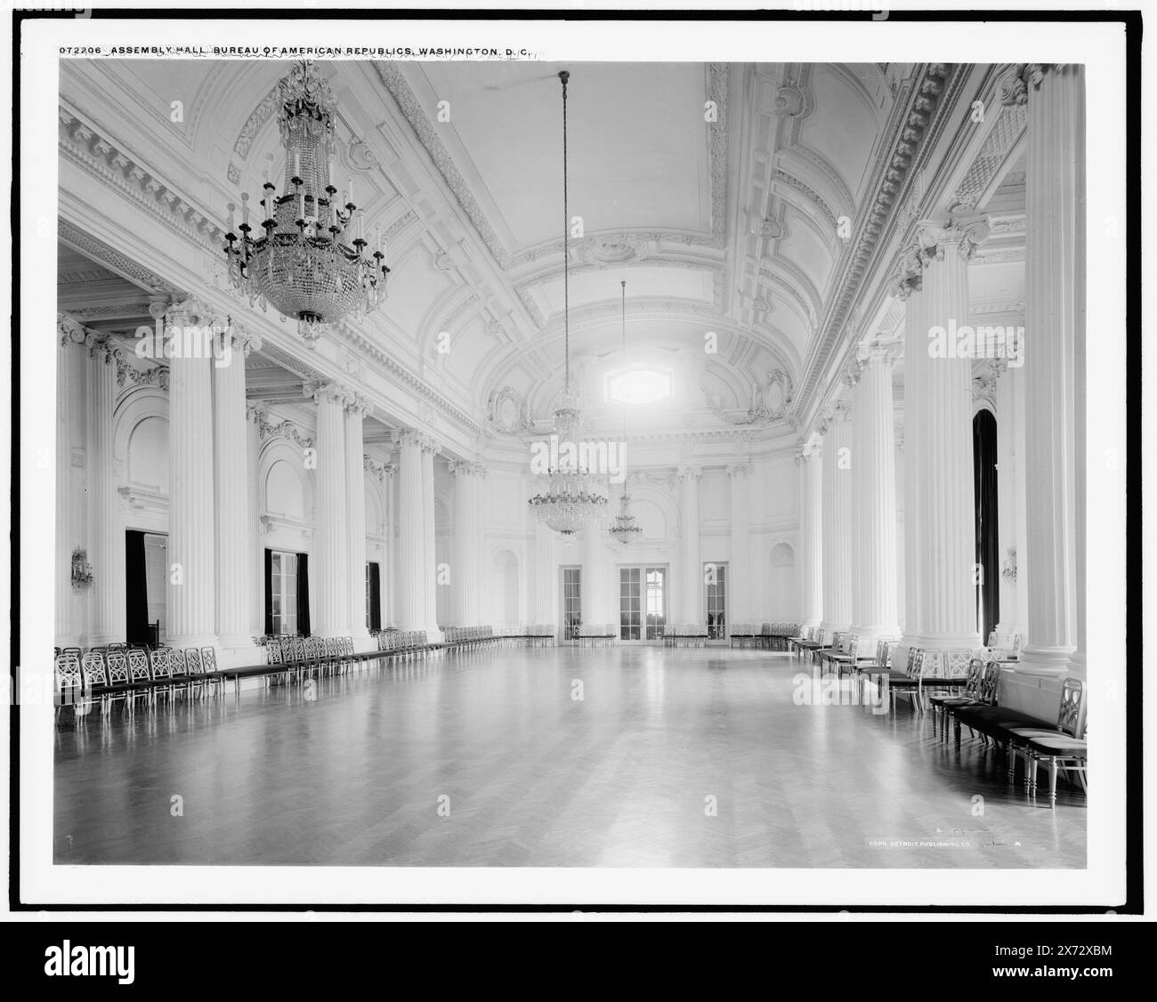 Sala riunioni, Bureau of American Republics Pan American Union Building, Washington, D.C., "G 8087" su negativo., Detroit Publishing Co. N. 072206., Gift; State Historical Society of Colorado; 1949, Organizations' Facilities. , Organizzazioni internazionali. , Auditorium. , Stati Uniti, Distretto di Columbia, Washington (D.C.) Foto Stock