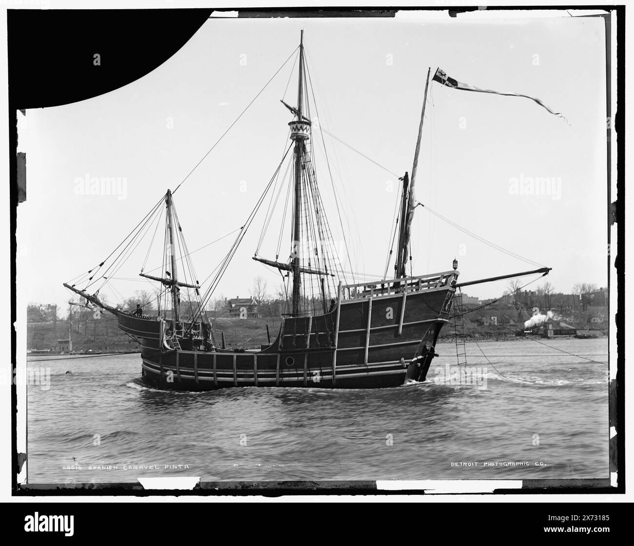 Spanish Caravel Pinta, World's Columbian Exposition o Columbian Naval Review, 1893., '657' on negative., Detroit Publishing Co. No 05516., Gift; State Historical Society of Colorado; 1949, Pinta (Caravel : Replica) , Ships. Foto Stock