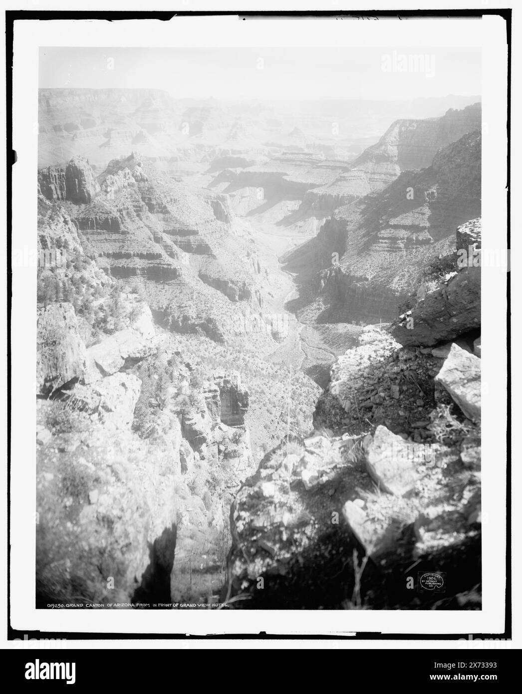 Grand Canyon dell'Arizona di fronte al Grand View Hotel, '548-H' in negativo., Detroit Publishing Co. N. 019250., Gift; State Historical Society of Colorado; 1949, Canyons. , Stati Uniti, Arizona, Grand Canyon. Foto Stock