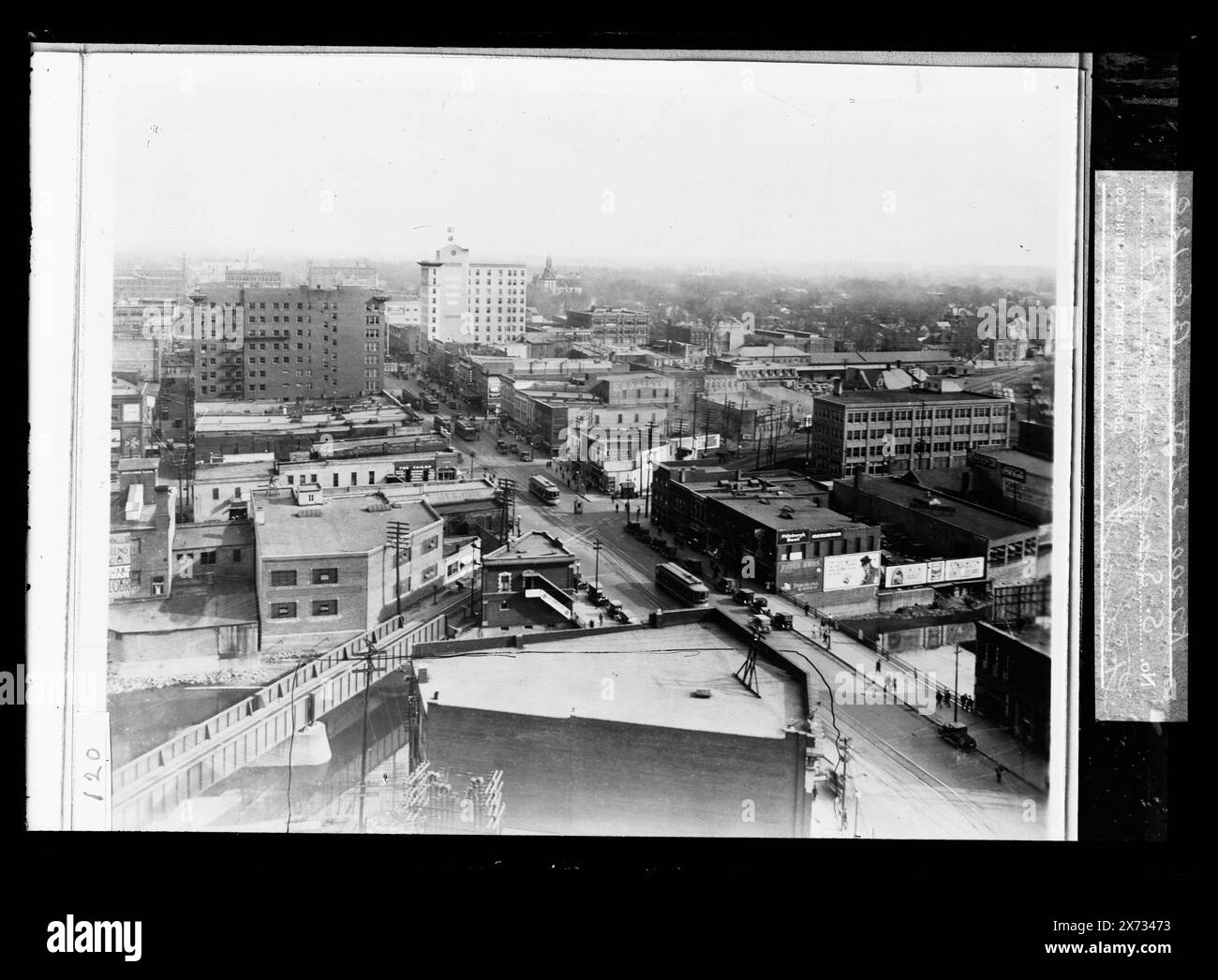 South Saginaw Street, Flint, Michigan, 'B.E. 120' e 'Set IV' su etichetta., Detroit Publishing Co. N. K 2200 D., Gift; State Historical Society of Colorado; 1949, Stati Uniti, Michigan, Flint. Foto Stock