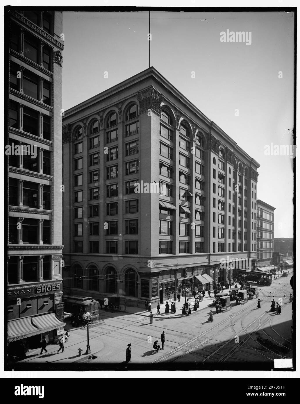 American Express Co., Title from jacket., at Main and State Streets., '4857' in negativo., No Detroit Publishing Co. N., Gift; State Historical Society of Colorado; 1949, Commercial Facilities. Foto Stock