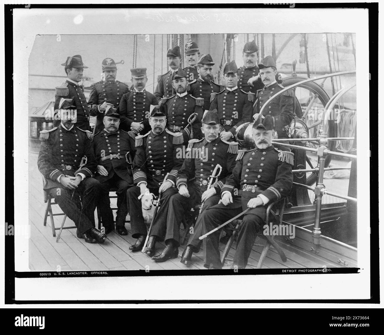 U.S.S. Lancaster, Officers, Date based on Detroit, Catalogue J (1901)., Detroit Publishing Co. N. 020513., Gift; State Historical Society of Colorado; 1949, Lancaster (Gunboat) , United States., Navy. , Ufficiali militari, americani. Foto Stock