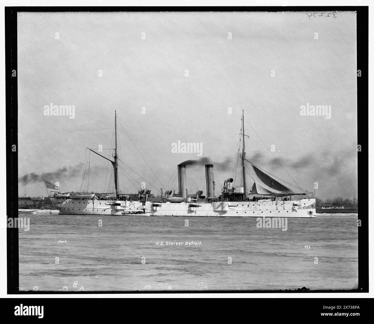 Incrociatore statunitense Detroit, 'Hart' e '993' su negative., Detroit Publishing Co. No 032274., Gift; State Historical Society of Colorado; 1949, Detroit (Cruiser) , Cruisers (Warships), American. Foto Stock