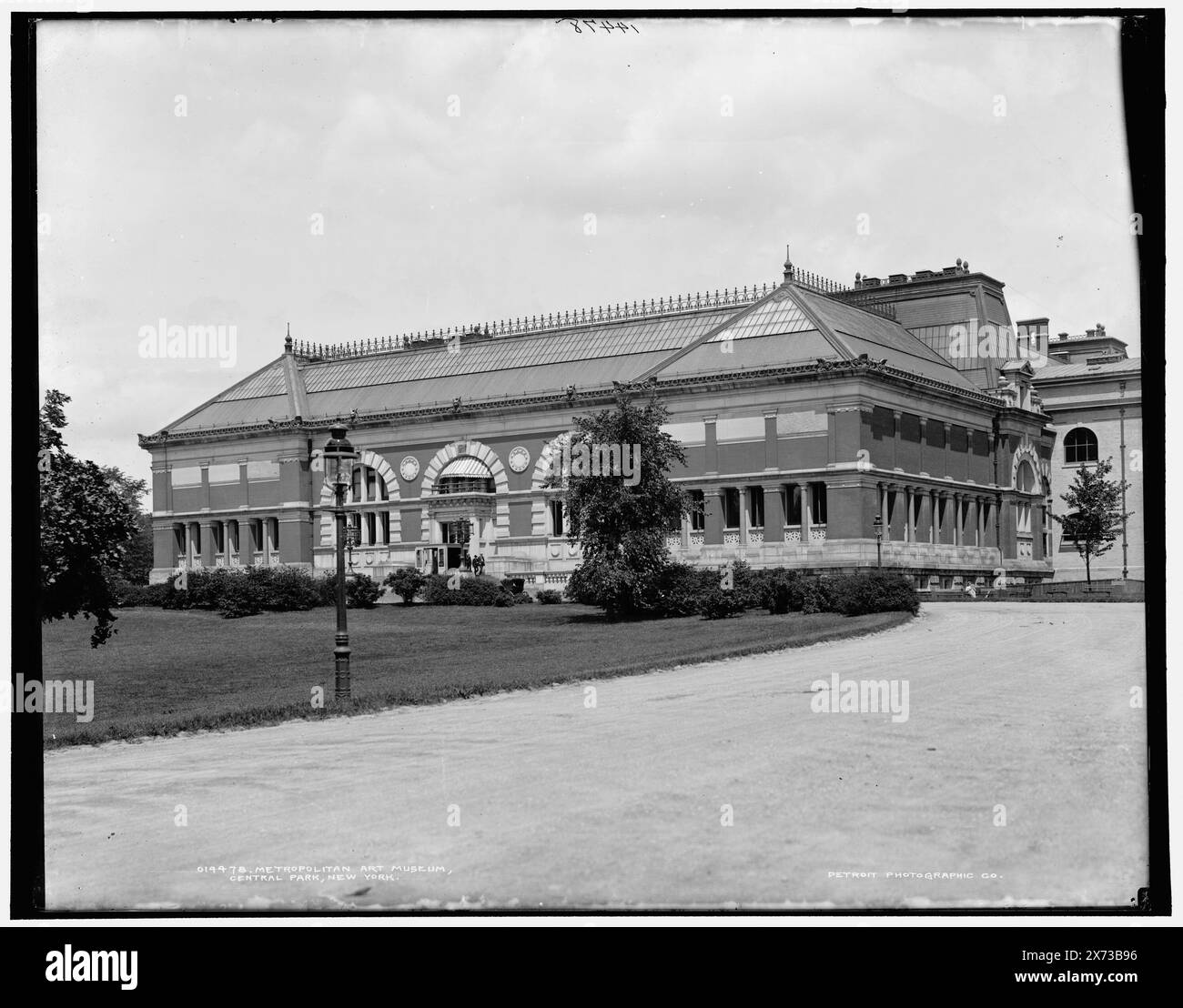 Metropolitan Art Museum, Central Park, New York, Detroit Publishing Co. N. 014478., Gift; State Historical Society of Colorado; 1949, Metropolitan Museum of Art. , Gallerie e musei. , Parchi. , Stati Uniti, New York (Stato), New York. Foto Stock