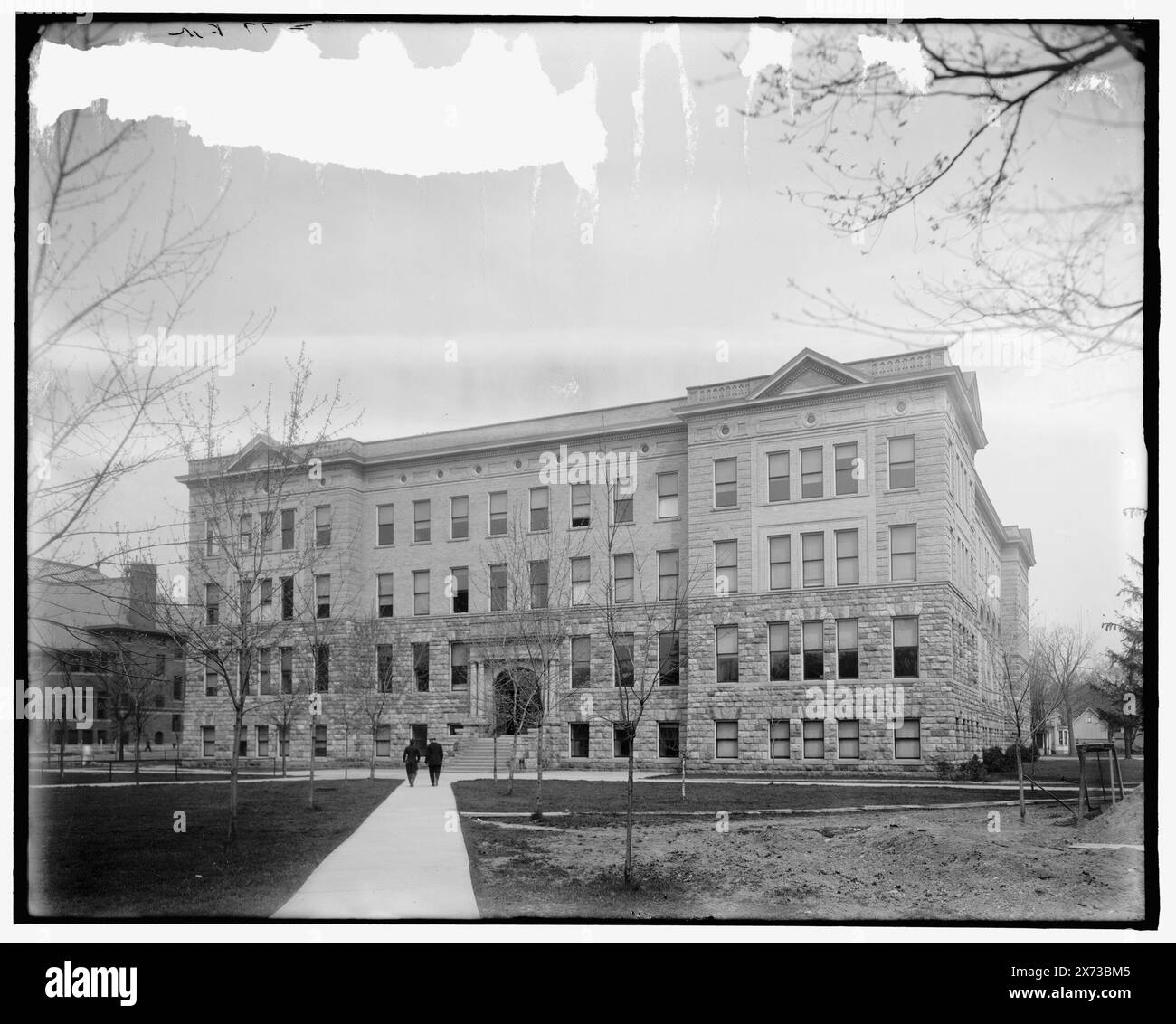 New Medical Building, Università del Michigan, Ann Arbor, Mich., titolo da giacca., '77 Bur [Burridge]' su negative., Detroit Publishing Co. n.. 039659., Gift; State Historical Society of Colorado; 1949, Educational Facilities. , Educazione medica. , Stati Uniti, Michigan, Ann Arbor. Foto Stock