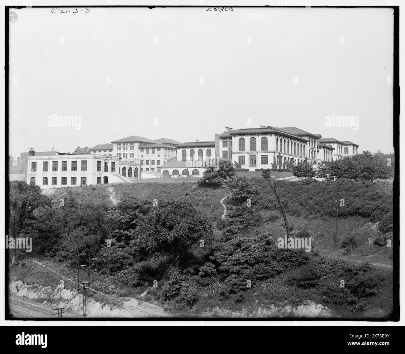 Carnegie Technical Institute (Carnegie Mellon University), Pittsburgh, Pa., Title from jacket., 'G 6053' on negative., Detroit Publishing Co. N. 039102., Gift; State Historical Society of Colorado; 1949, Università e college. , Strutture educative. , Stati Uniti, Pennsylvania, Pittsburgh. Foto Stock