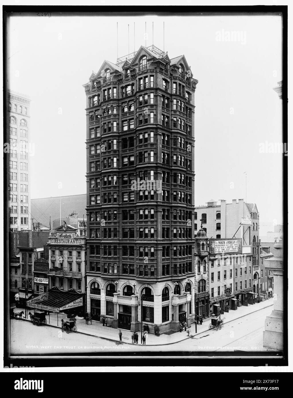 West End Trust Co Building, Philadelphia, Date based on Detroit, Catalogue J (1901)., corresponding Glass Transparency (SAME series code) available on videodisc frame 1A-29335., Detroit Publishing Co. N.. 011965., Gift; State Historical Society of Colorado; 1949, uffici. , Banche. , Stati Uniti, Pennsylvania, Filadelfia. Foto Stock