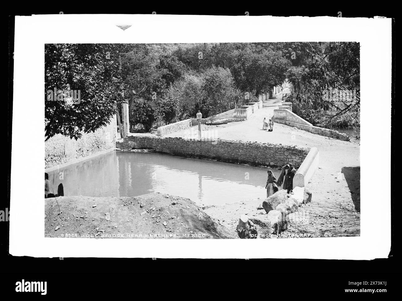 Old bridge near Hercules, Mexico, Attribution to Jackson basato su Catalogue of the W.H. Jackson Views (1898)., Detroit Publishing Co. N. X 8524., Gift; State Historical Society of Colorado; 1949, Bridges. , Messico, Cayetano Rubio. Foto Stock