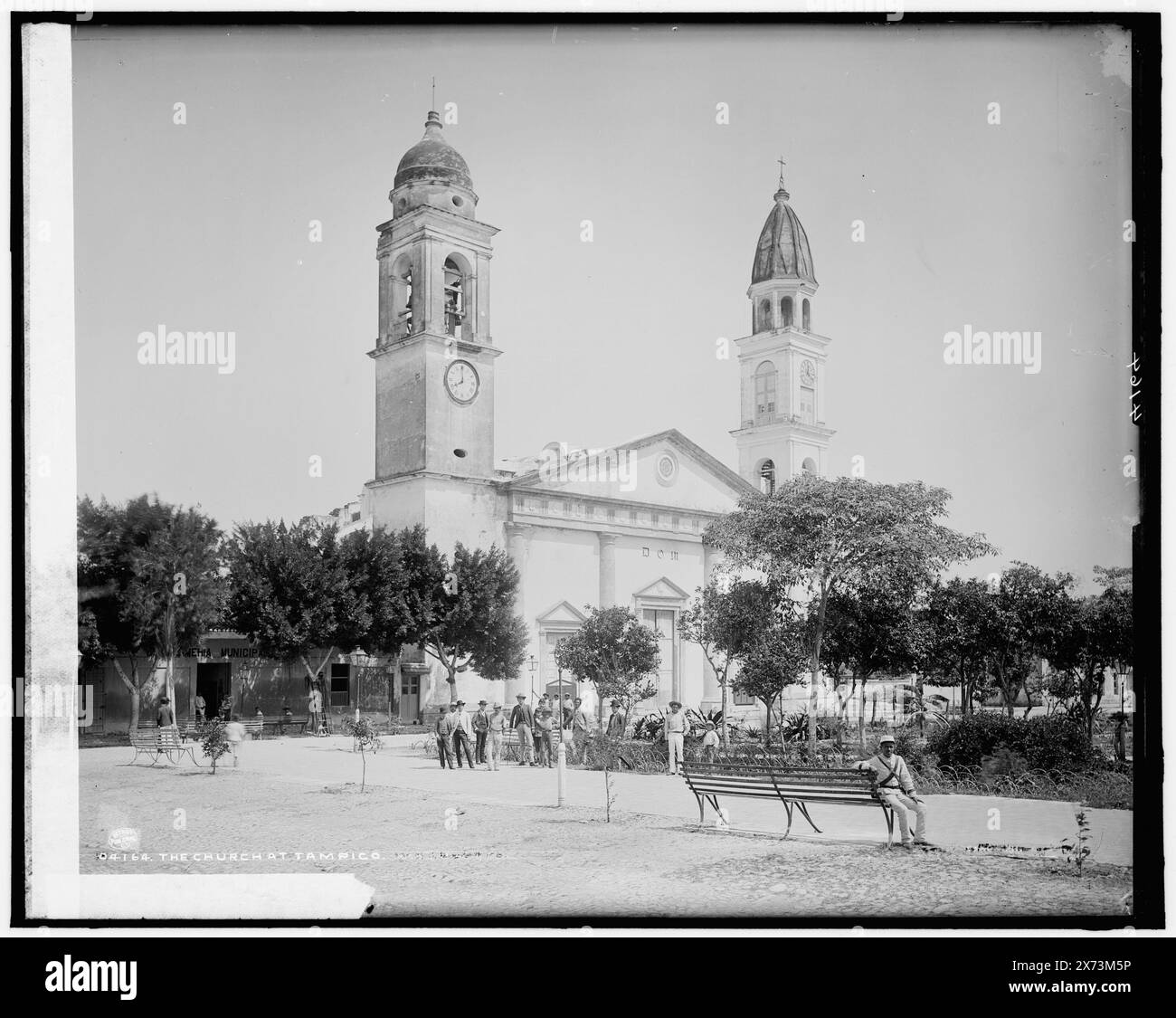 Chiesa a Tampico, il, 'W.H.J. Phot. Co." e "14" in negativo., Detroit Publishing Co. N. 04164., Gift; State Historical Society of Colorado; 1949, Chiese. , Messico, Tampico. Foto Stock