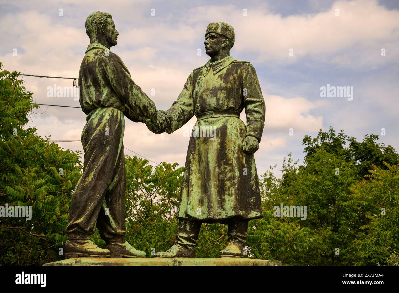 Il Memoriale dell'amicizia ungherese-sovietica al Memento Park, Budapest, Ungheria Foto Stock