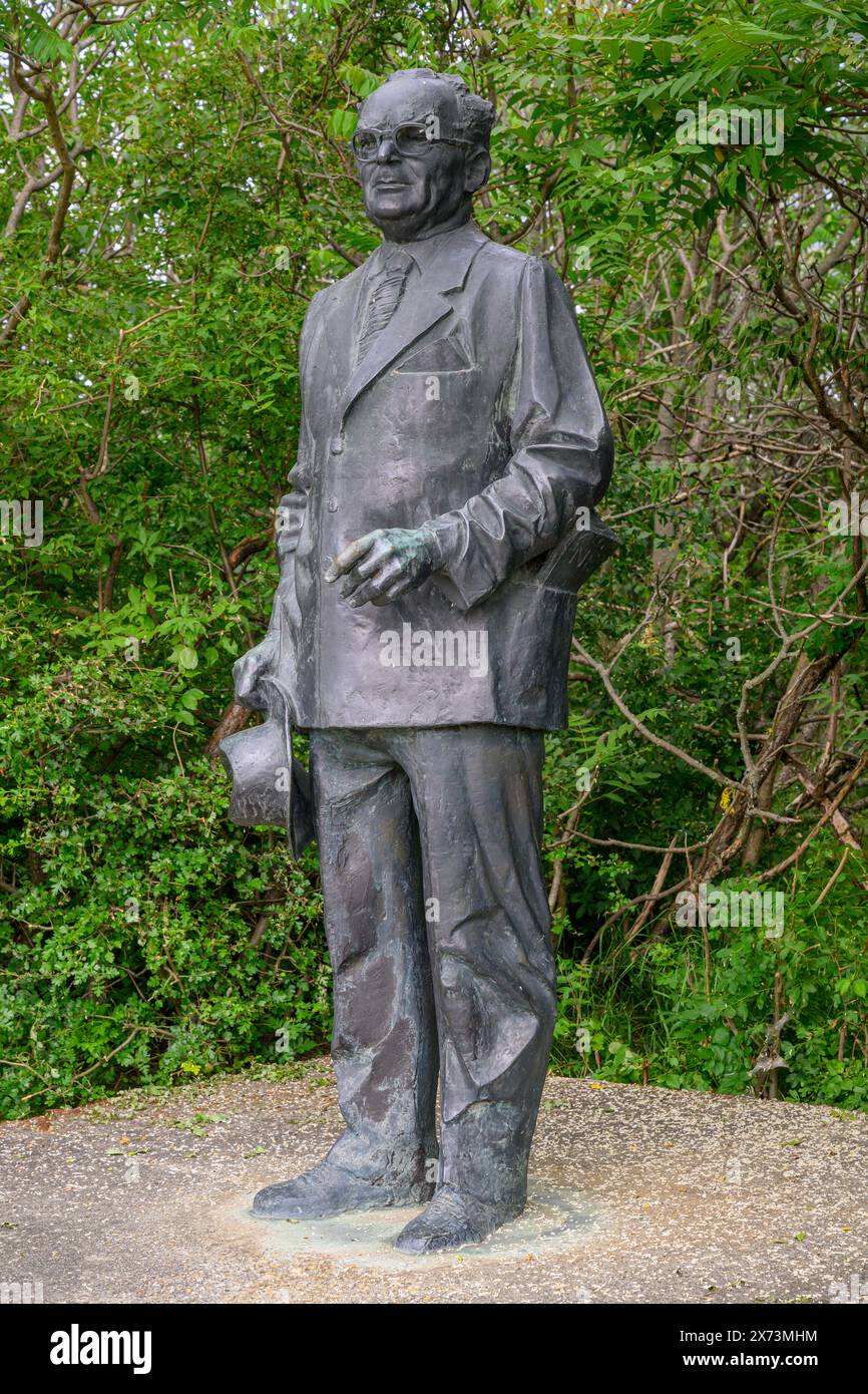 Statua di Árpád Szakasits al Parco Memento, Budapest, Ungheria Foto Stock