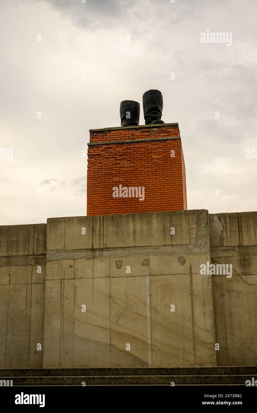 Gli stivali di Stalin all'He Memento Park, Budapest, Ungheria Foto Stock
