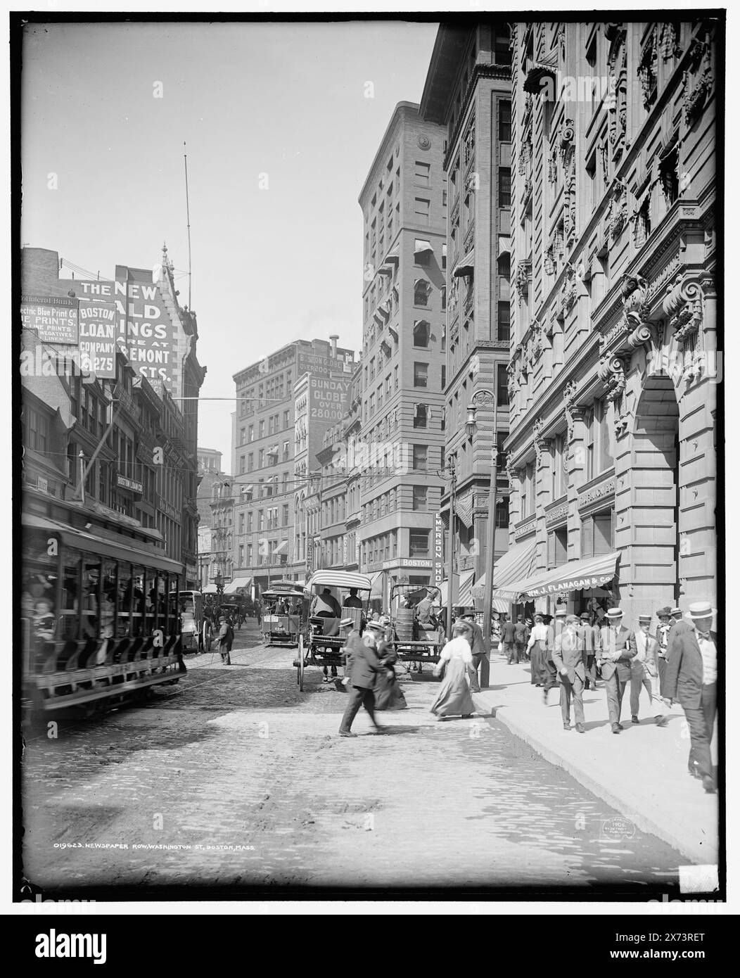 Newspaper Row, Washington St., Boston, Massachusetts, '3257' in negativo., Detroit Publishing Co. n. 019623., Gift; State Historical Society of Colorado; 1949, Streets. , L'industria dei giornali. , Ferrovia di strada. , Stati Uniti, Massachusetts, Boston. Foto Stock