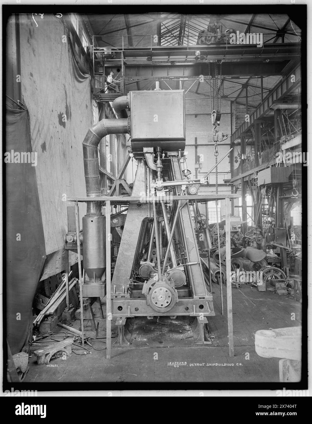 Marine Engines made by Detroit Shipbuilding Co., a triple expansion, Title from Detroit, Catalogue J Supplement (1901-1906)., Date based on negative D4-13651., 'G 87' and '18 x 29 x 48/40 Detroit Shipbuilding Co.' on negative., Detroit Publishing Co. N.. 013651., Gift; State Historical Society of Colorado; 1949, Engines. , Industria nautica e navale. , Stati Uniti, Michigan, Detroit. Foto Stock