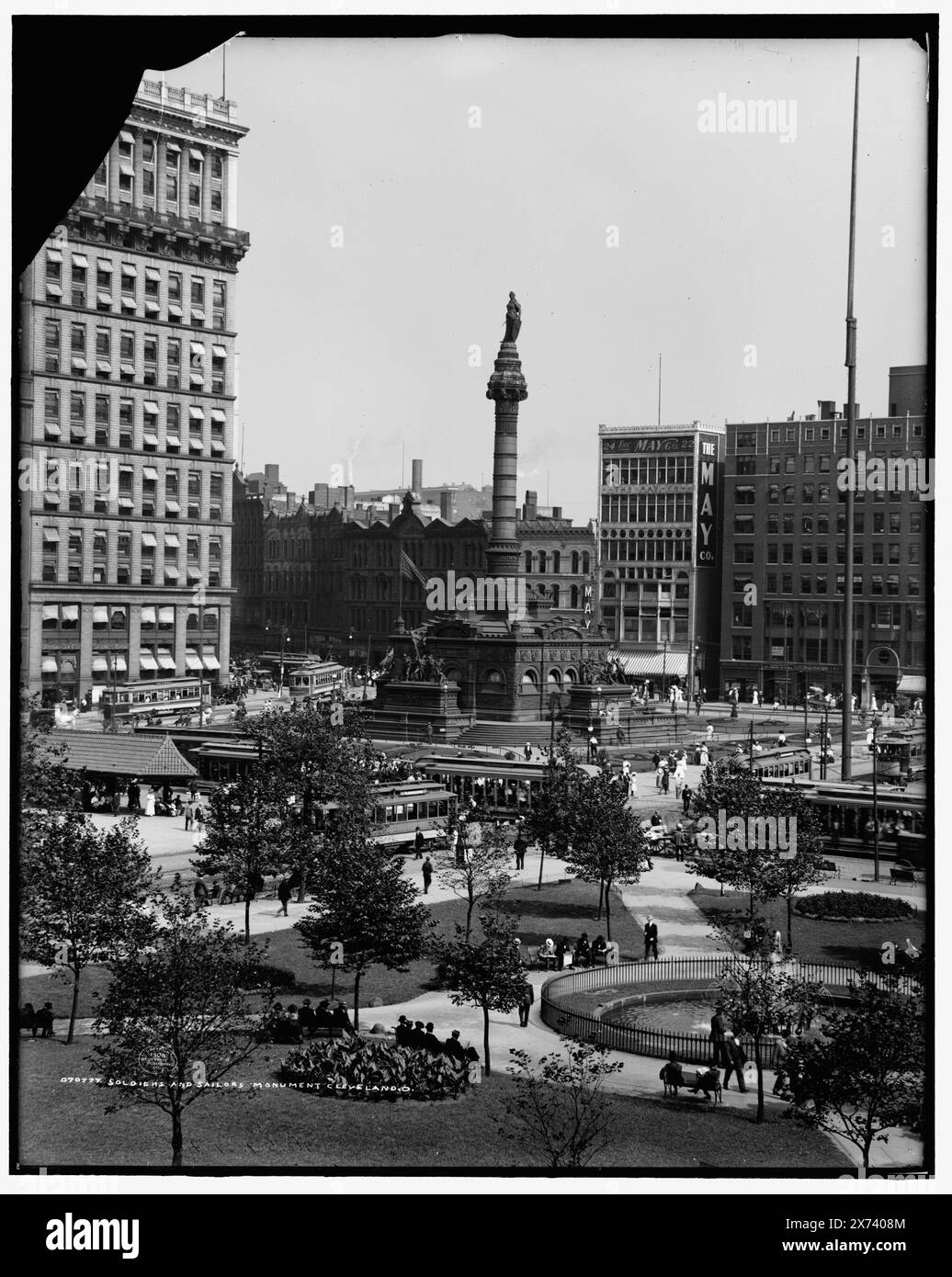 Soldiers and Sailors' Monument, Cleveland, Ohio, 'No. 57 G.F.C.' su negative., Detroit Publishing Co. No 070777., Gift; State Historical Society of Colorado; 1949, Monuments & Memorials. , Plazas. , Stati Uniti, storia, Guerra civile, 1861-1865. , Stati Uniti, Ohio, Cleveland. Foto Stock