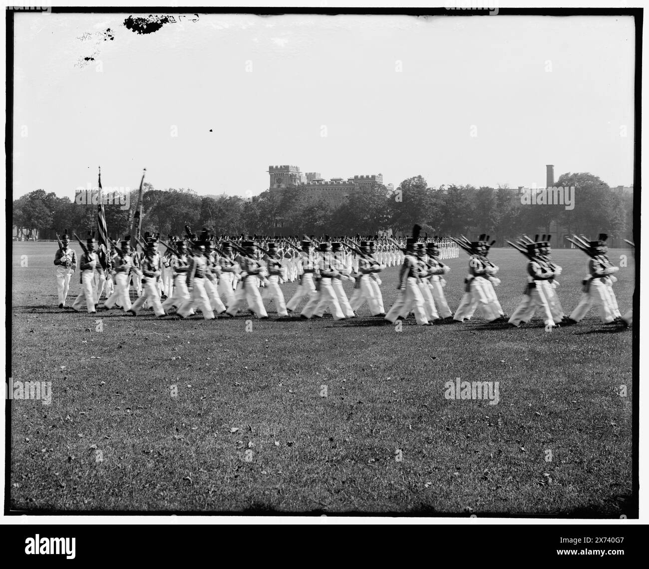 Cadetti in parata, West Point, N.Y., Title from jacket., 'G 7447' on negative., Detroit Publishing Co. N. 500704., Gift; State Historical Society of Colorado; 1949, United States Military Academy. , Studenti. , Istruzione militare. , Università e college. , Parate e cerimonie militari. , Stati Uniti, New York (Stato), West Point. Foto Stock Cadetti in parata, West Point, N.Y., Title from jacket., 'G 7447' on negative., Detroit Publishing Co. N. 500704., Gift; State Historical Society of Colorado; 1949, United States Military Academy. , Studenti. , Istruzione militare. , Università e college. , Parate e cerimonie militari. , Stati Uniti, New York (Stato), West Point. Foto Stock