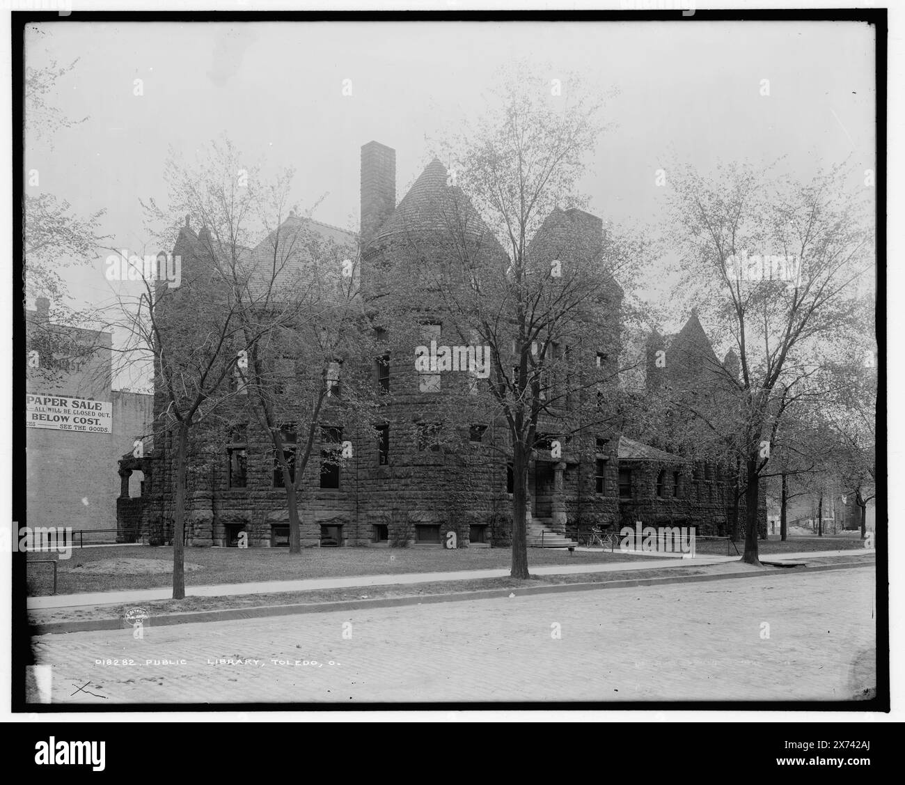 Public Library, Toledo, Ohio, Date based on Detroit, Catalogue P (1906)., '2031' on negative., Detroit Publishing Co. N. 018282., Gift; State Historical Society of Colorado; 1949, Libraries. , Stati Uniti, Ohio, Toledo. Foto Stock