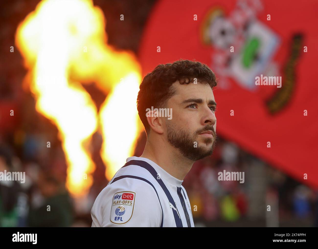 Mikey Johnston di West Bromwich Albion esce prima del calcio d'inizio, durante il Play-off della semifinale del Campionato Sky Bet, Southampton vs West Bromwich Albion al St Mary's Stadium, Southampton, Regno Unito, 17 maggio 2024 (foto di Gareth Evans/News Images) Foto Stock