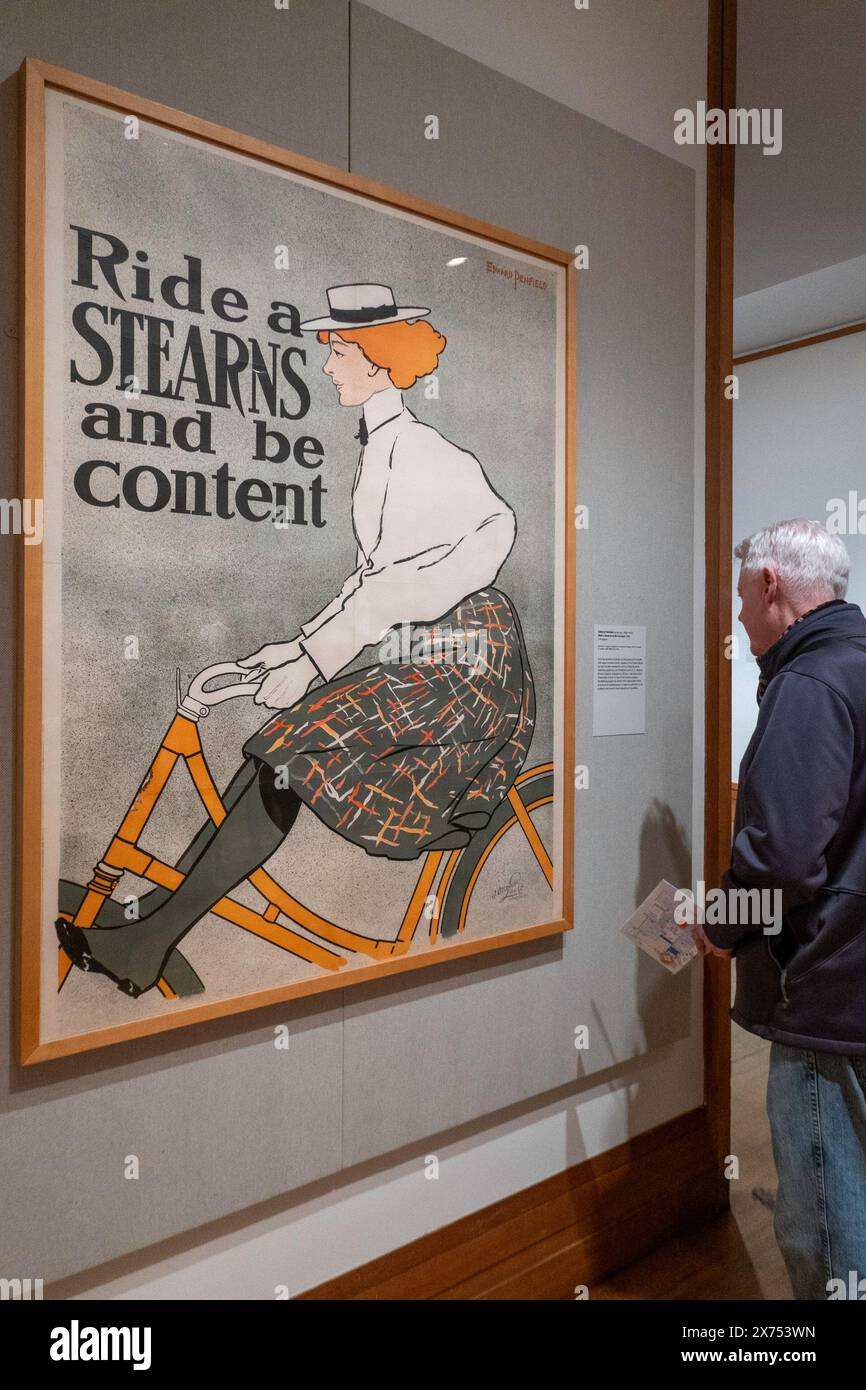 Il Metropolitan Museum of Art è una popolare attrazione turistica sul Museum Mile di New York, USA 2024 Foto Stock