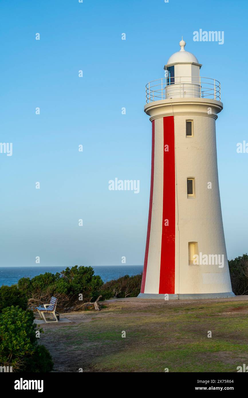 Faro di Mersey Bluff, patrimonio dell'umanità dell'UNESCO, vicino a Devonport, Tasmania settentrionale Foto Stock