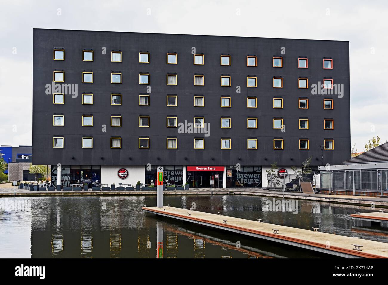 Premier Inn e Brewers Fayre. Lungomare, Wolverhampton Street, Walsall, West Midlands, Inghilterra, Regno Unito, Europa. Foto Stock