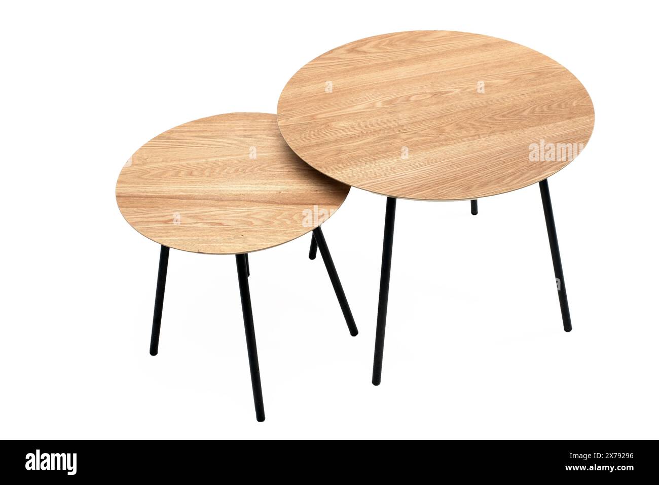 Set di tavolino da caffè in legno retrò su sfondo bianco, incluso percorso di ritaglio. Foto Stock