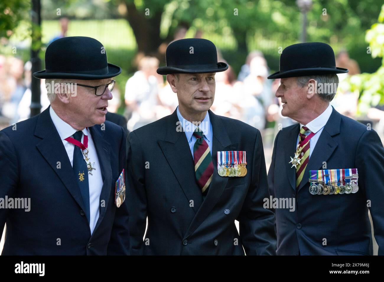 Il principe Edoardo partecipa alla Parata centenaria e al servizio della Combined Cavalry Old Comrades Association presso il Cavalry Memorial di Hyde Park. Foto Stock