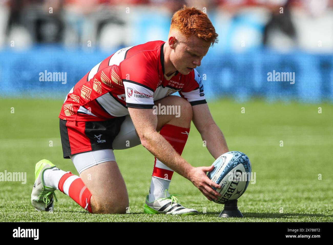 Caolan Englefield del Gloucester Rugby si prepara a un calcio di conversione durante il Gallagher Premiership Match Gloucester Rugby vs Newcastle Falcons al Kingsholm Stadium , Gloucester, Regno Unito, 18 maggio 2024 (foto di Gareth Evans/News Images) a Gloucester, Regno Unito, il 18 maggio 2024. (Foto di Gareth Evans/News Images/Sipa USA) Foto Stock