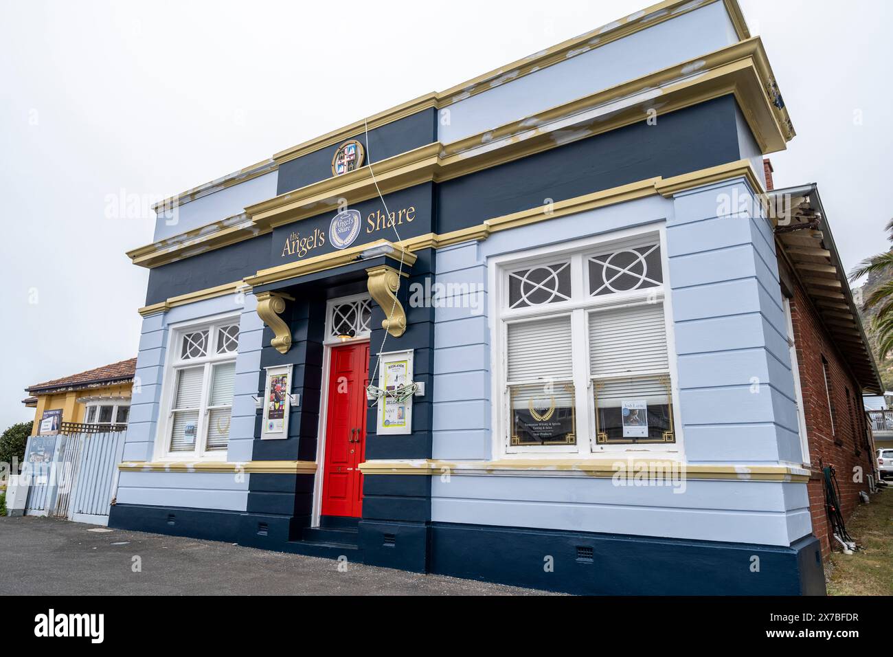 Esterno di un edificio storico in pietra sulla strada principale di Stanley, Tasmania Foto Stock