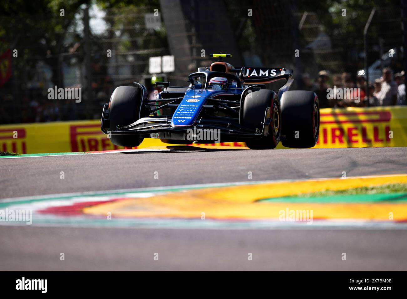 #2 Logan Sargeant (USA, Williams Racing), Gran Premio di F1 dell'Emilia-Romagna all'autodromo Internazionale Enzo e Dino Ferrari il 18 maggio 2024 a Imola, Italia. (Foto di HOCH ZWEI) Foto Stock